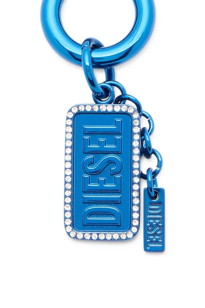 charm-diesel Diesel logolu ve yapay elmaslı metal anahtarlık