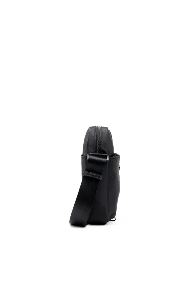 d-pack crossbody x D-Pack-Crossbody çanta, teknik kumaştan üretilmiştir