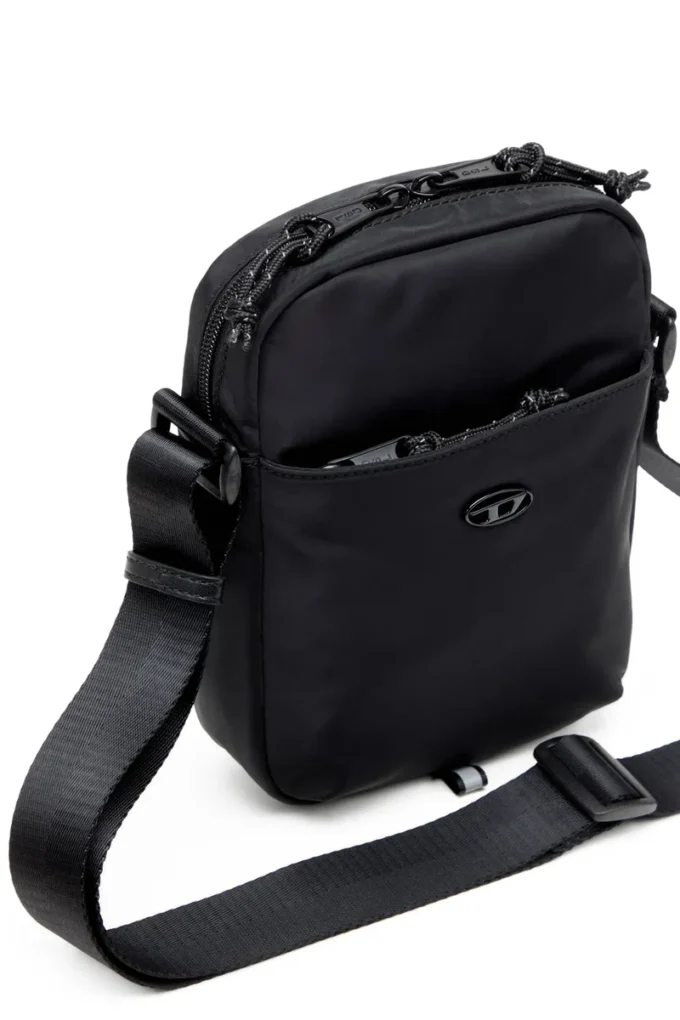 d-pack crossbody x D-Pack-Crossbody çanta, teknik kumaştan üretilmiştir