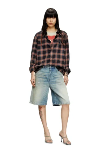 de-sire-short Yıpranmış efektli denim şort