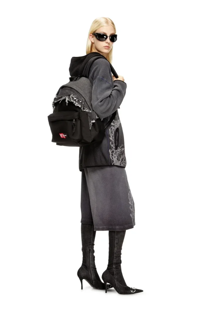 Diesel day pak’r Yırtık kot ve CORDURA® kumaştan üretilmiş sırt çantası