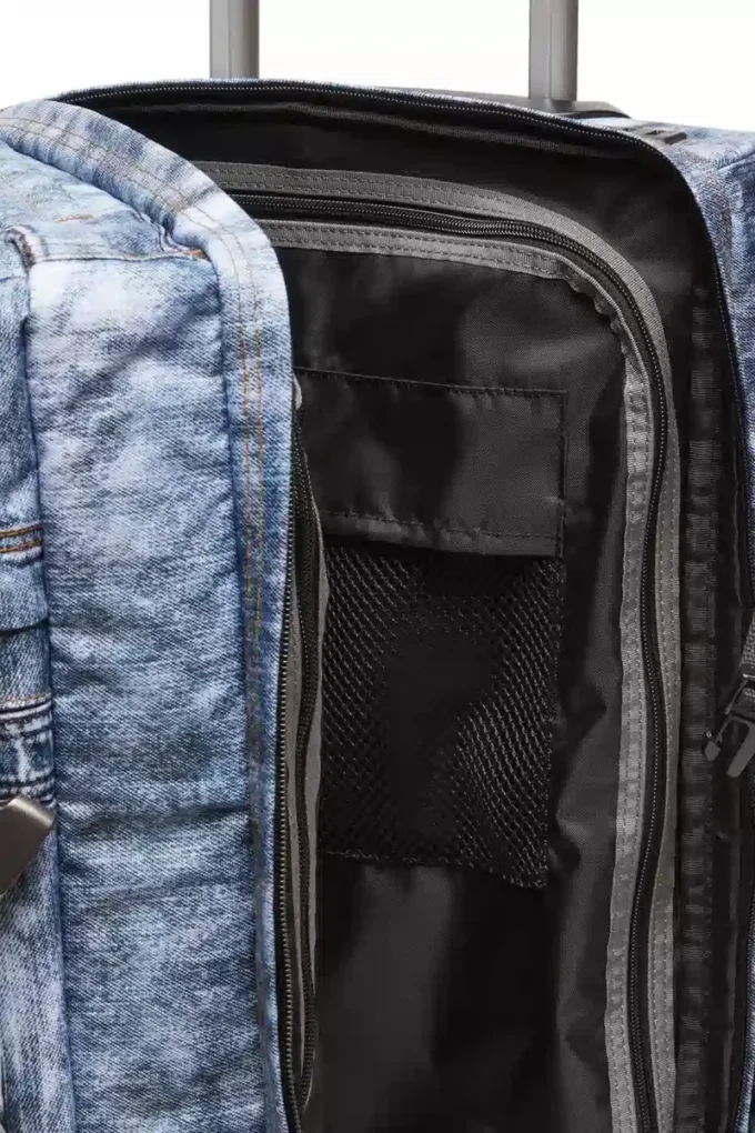Diesel transit’r s Trompe l’oeil denim kabin çantası