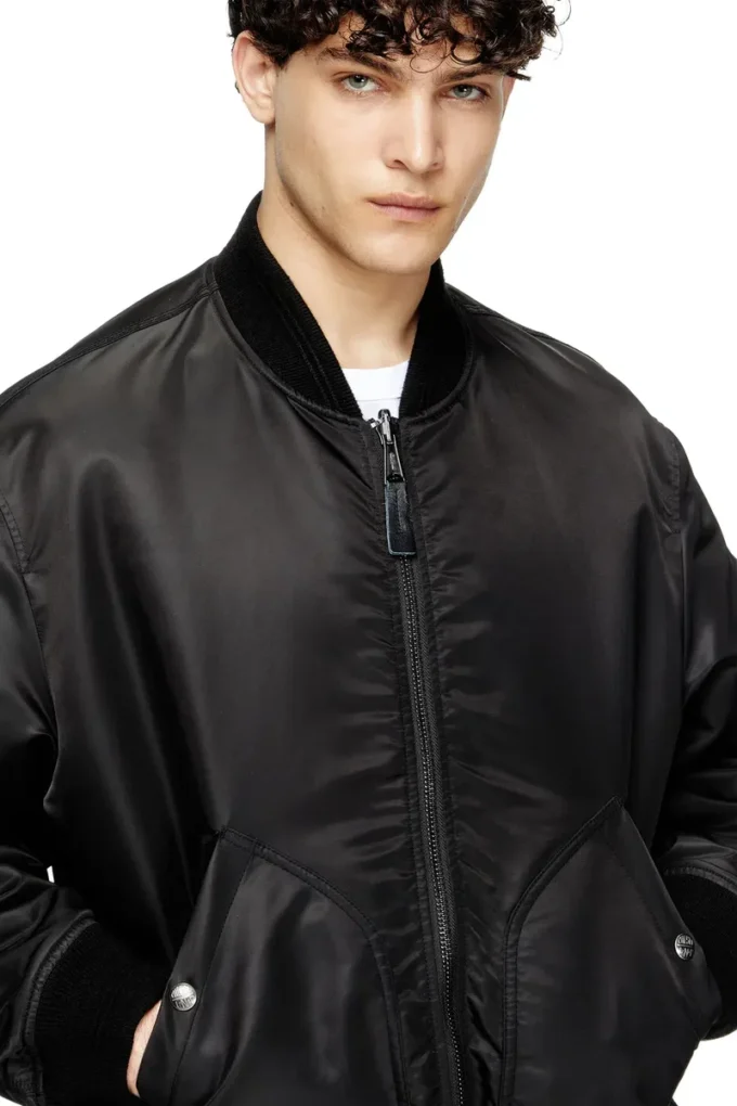 j-held Oval D detaylı, yastıklı naylon bomber ceket