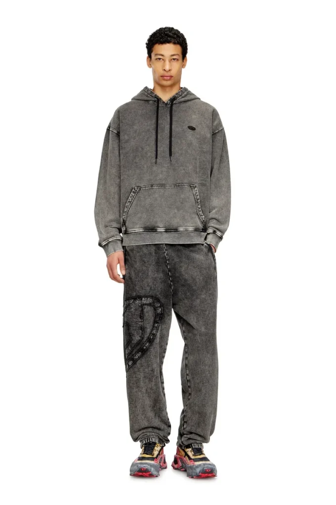 s-boxt-hood-den Arkası kesik yama detaylı kapüşonlu sweatshirt