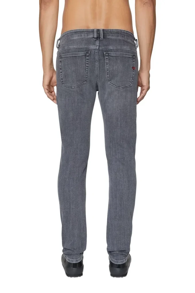 skinny jeans 1979 Sleenker 09b97 En yakın mağazayı bul skinny jeans 1979 Sleenker 09b97 En yakın mağazayı bul
