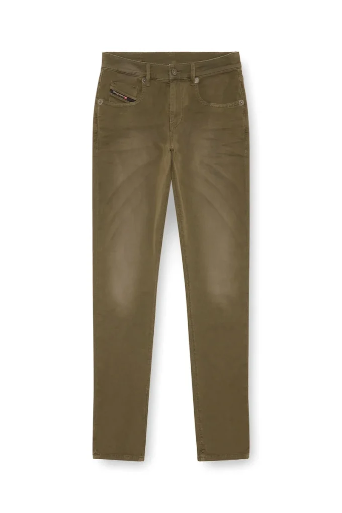 slim 2060 D-Strukt JoggJeans® 0670m En yakın mağazayı bul