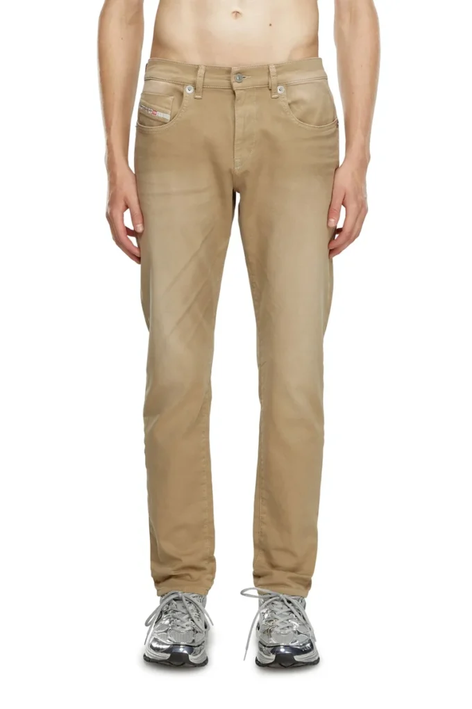 slim 2060 D-Strukt JoggJeans® 0670m En yakın mağazayı bul slim 2060 D-Strukt JoggJeans® 0670m En yakın mağazayı bul