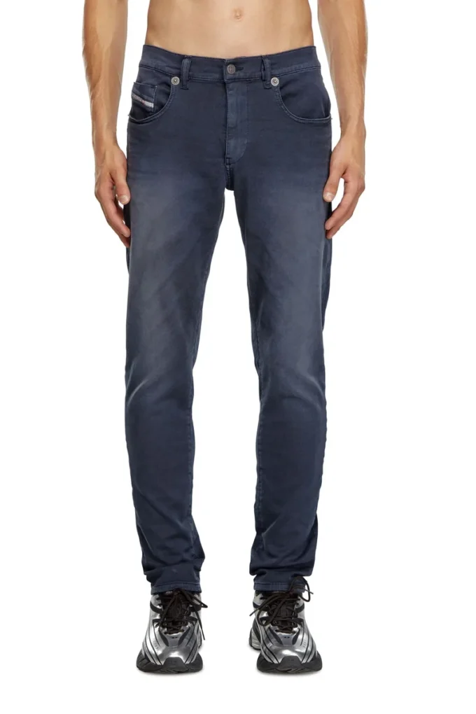 slim 2060 D-Strukt JoggJeans® 0670m En yakın mağazayı bul slim 2060 D-Strukt JoggJeans® 0670m En yakın mağazayı bul