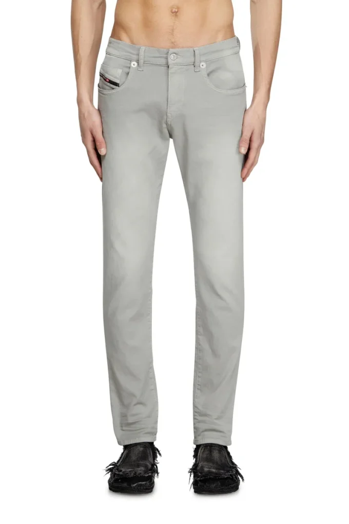 slim 2060 D-Strukt JoggJeans® 0670m En yakın mağazayı bul slim 2060 D-Strukt JoggJeans® 0670m En yakın mağazayı bul