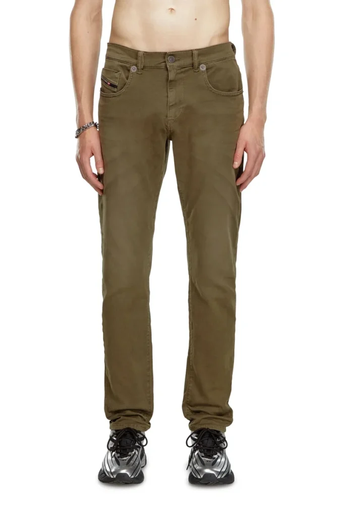 slim 2060 D-Strukt JoggJeans® 0670m En yakın mağazayı bul