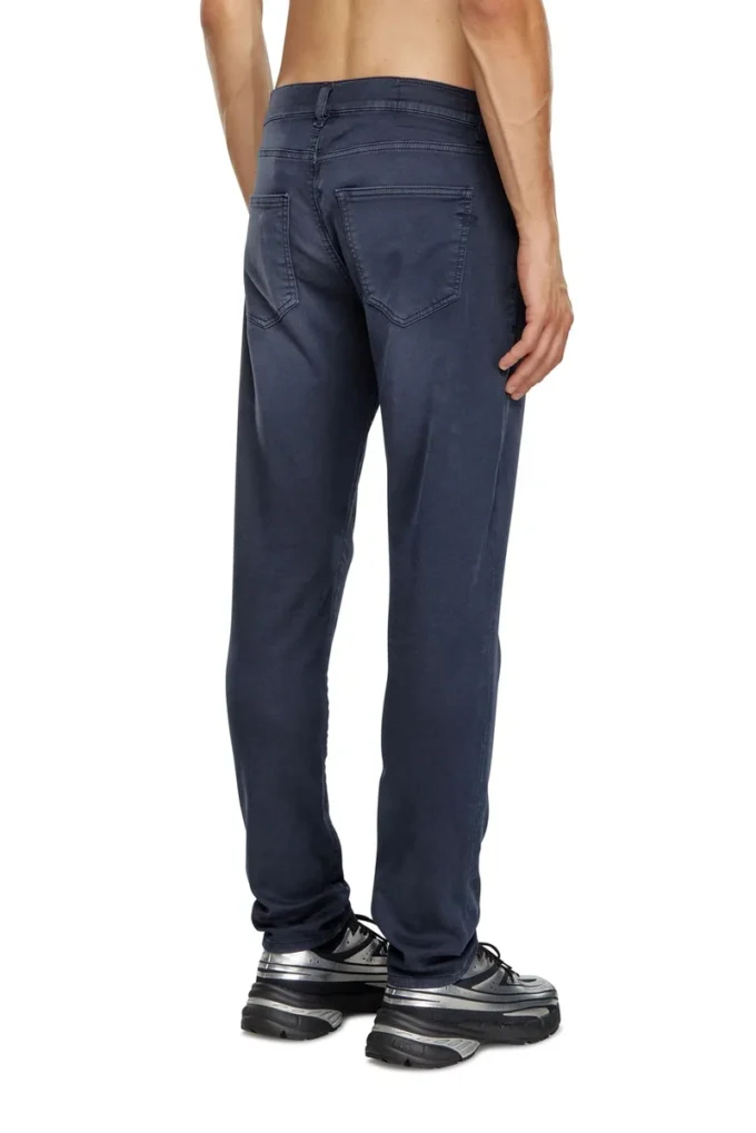 slim 2060 D-Strukt JoggJeans® 0670m En yakın mağazayı bul slim 2060 D-Strukt JoggJeans® 0670m En yakın mağazayı bul