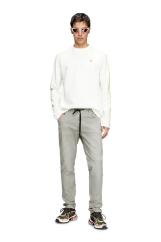slim 2062 D-Strukt JoggJeans® 0670m En yakın mağazayı bul