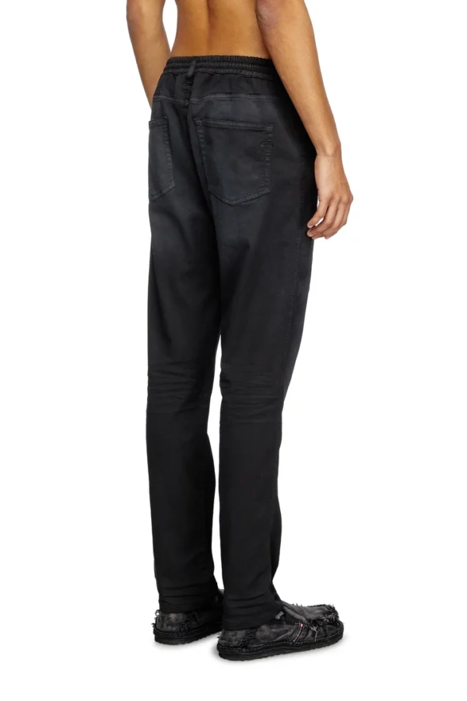 slim 2062 D-Strukt JoggJeans® 0670m En yakın mağazayı bul slim 2062 D-Strukt JoggJeans® 0670m En yakın mağazayı bul