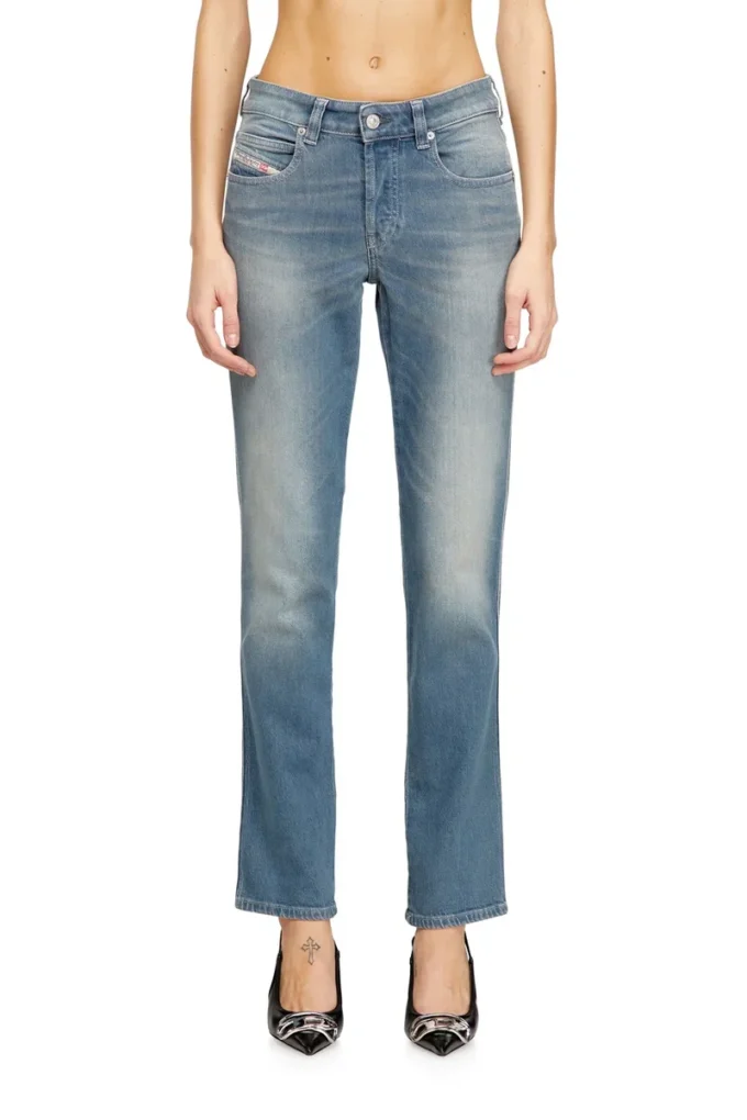 slim jeans 1992 d-jiann 09n75 En yakın mağazayı bul