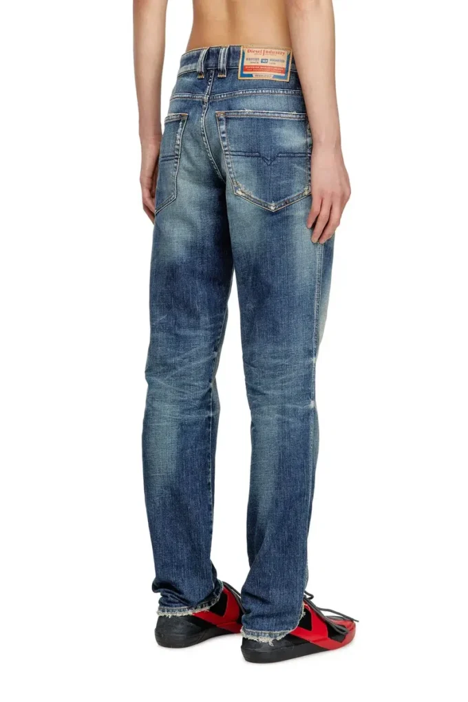 slim jeans 1993 d-vyl 09m55 En yakın mağazayı bul slim jeans 1993 d-vyl 09m55 En yakın mağazayı bul