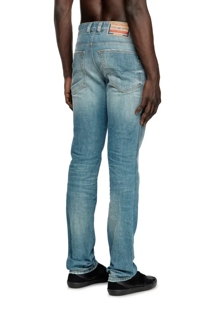 slim jeans 1993 d-vyl 09m58 En yakın mağazayı bul