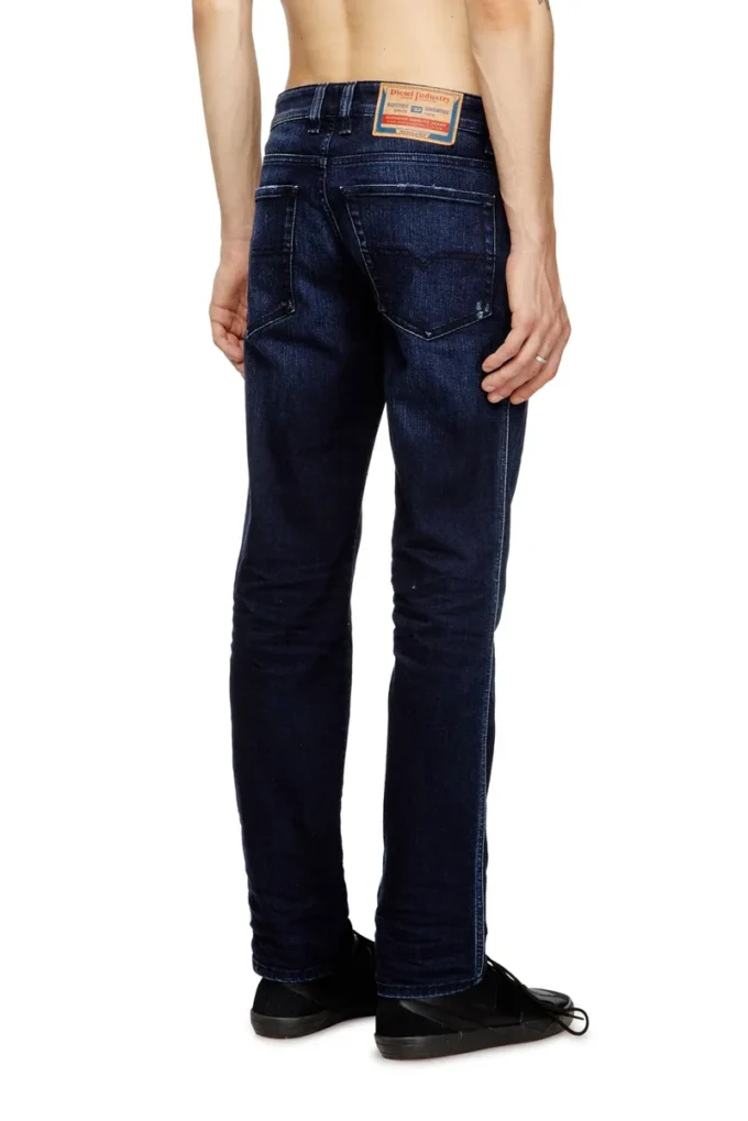 slim jeans 1993 d-vyl 09m76 En yakın mağazayı bul slim jeans 1993 d-vyl 09m76 En yakın mağazayı bul