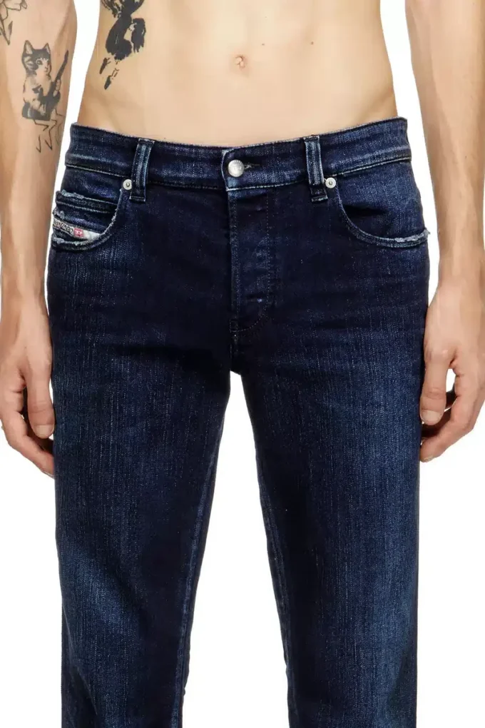 slim jeans 1993 d-vyl 09m76 En yakın mağazayı bul slim jeans 1993 d-vyl 09m76 En yakın mağazayı bul