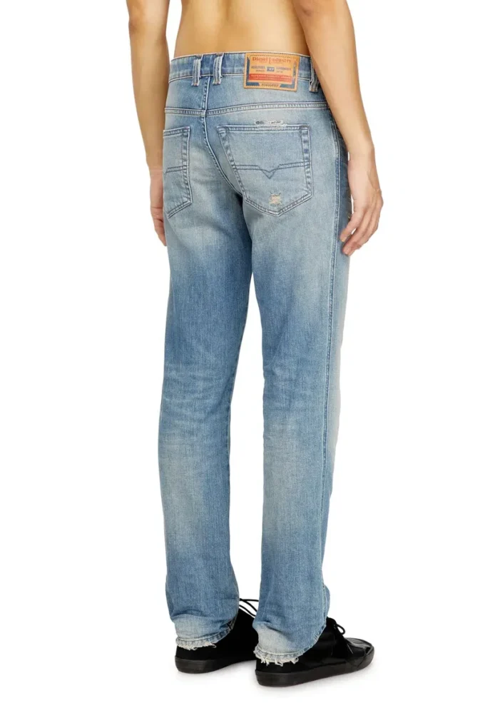 slim jeans 1993 d-vyl 09n34 En yakın mağazayı bul slim jeans 1993 d-vyl 09n34 En yakın mağazayı bul