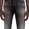 slim jeans 1993 d-vyl 0adbu En yakın mağazayı bul slim jeans 1993 d-vyl 0adbu En yakın mağazayı bul