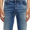 slim jeans 1993 d-vyl 0dbee En yakın mağazayı bul