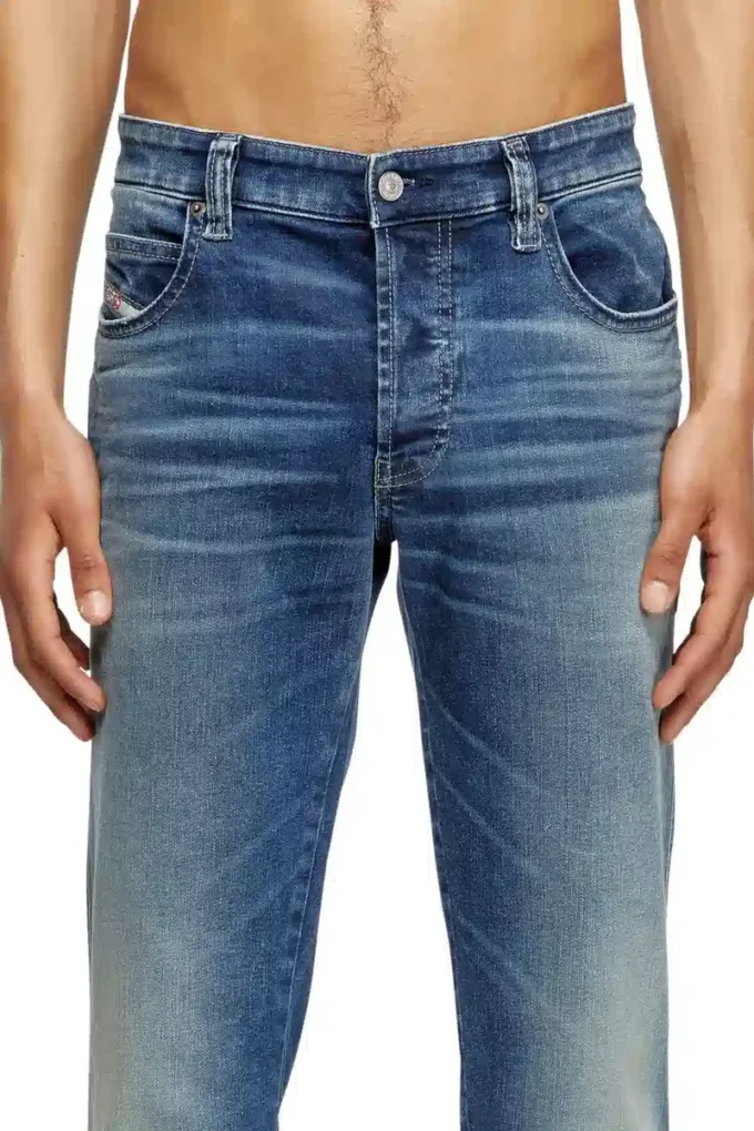 slim jeans 1993 d-vyl 0dbee En yakın mağazayı bul