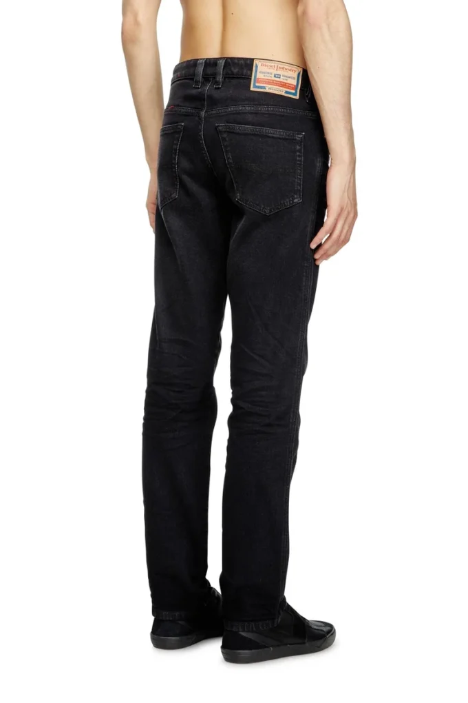 slim jeans 1993 d-vyl 0dbeg En yakın mağazayı bul