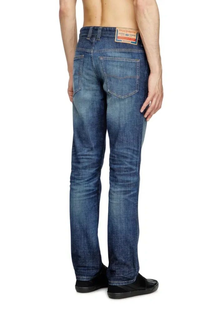 slim jeans 1993 d-vyl 0dbei En yakın mağazayı bul slim jeans 1993 d-vyl 0dbei En yakın mağazayı bul
