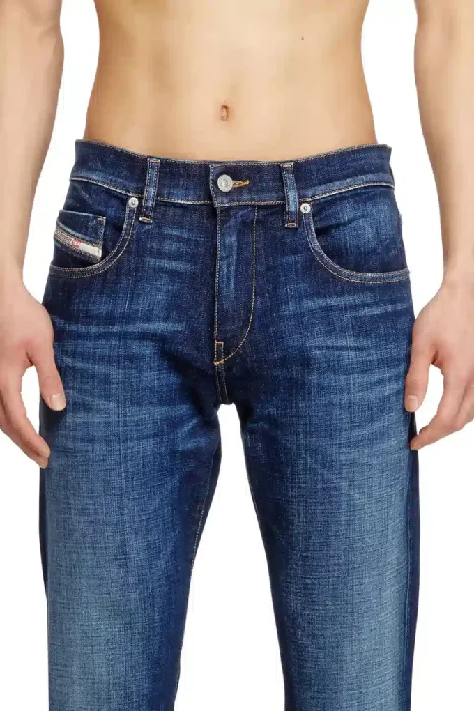 slim jeans 2019 D-Strukt 09l61 En yakın mağazayı bul slim jeans 2019 D-Strukt 09l61 En yakın mağazayı bul