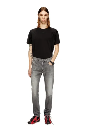 slim jeans 2019 D-Strukt 09m30 En yakın mağazayı bul