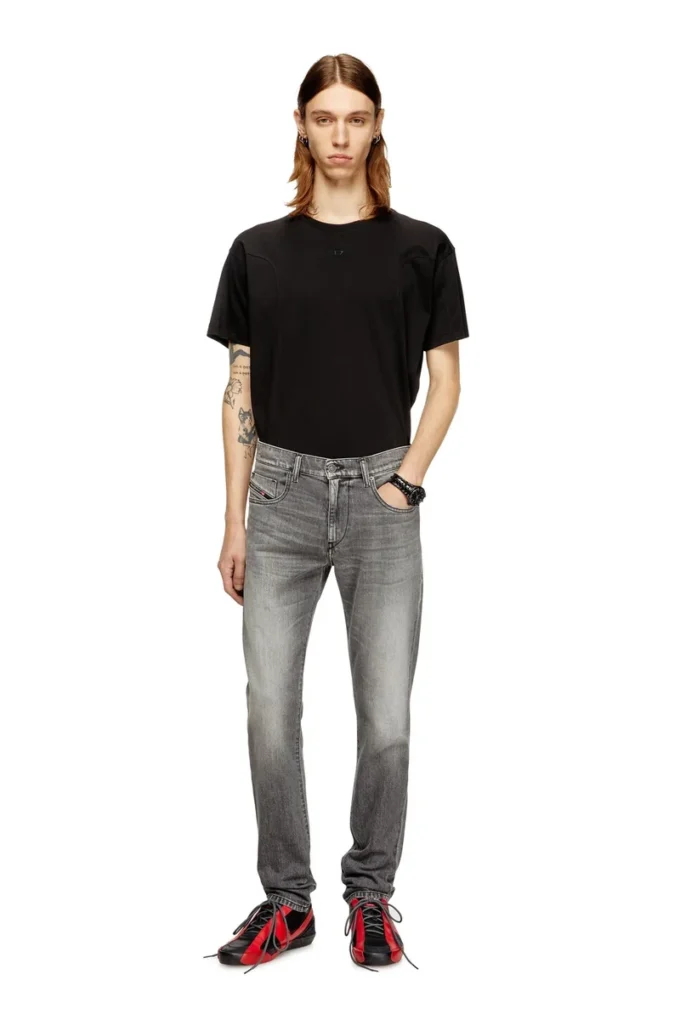 slim jeans 2019 D-Strukt 09m30 En yakın mağazayı bul