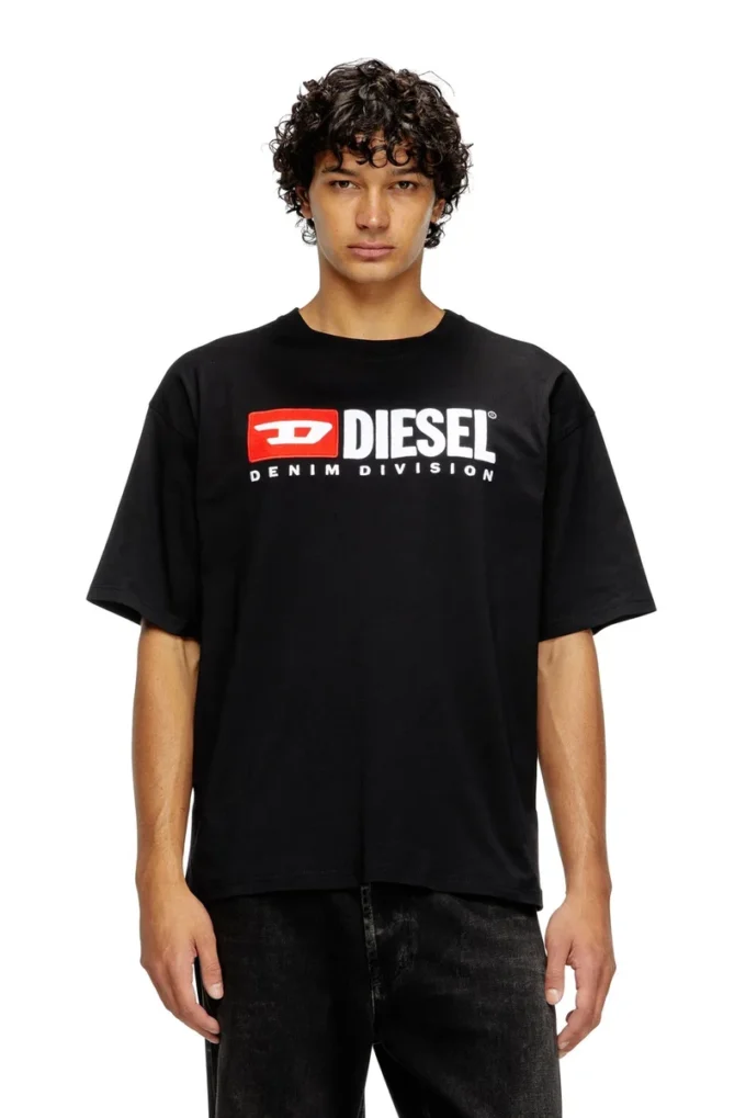 t-boxt-div Diesel yama logolu tişört