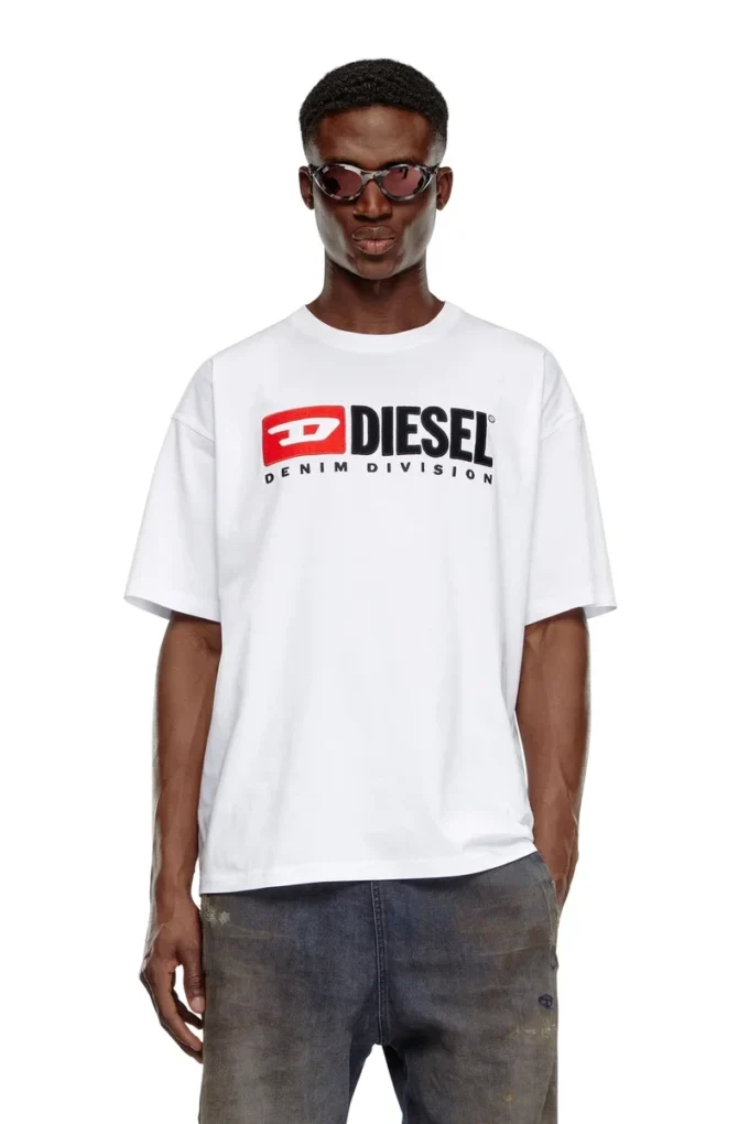 t-boxt-div Diesel yama logolu tişört